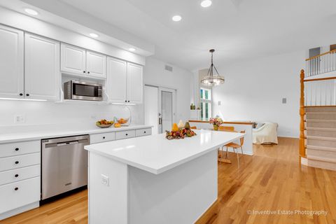 Tiny photo for 2341 Courtland Court, Aurora, IL 60502 (MLS # 12656550)