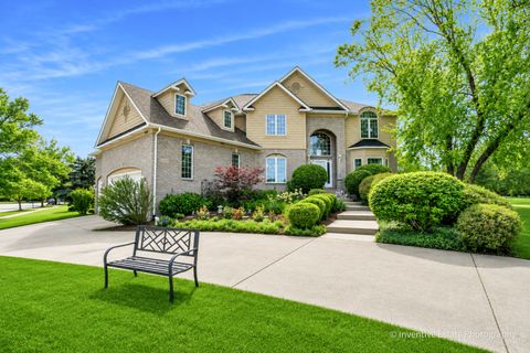 Tiny photo for 2341 Courtland Court, Aurora, IL 60502 (MLS # 12656550)