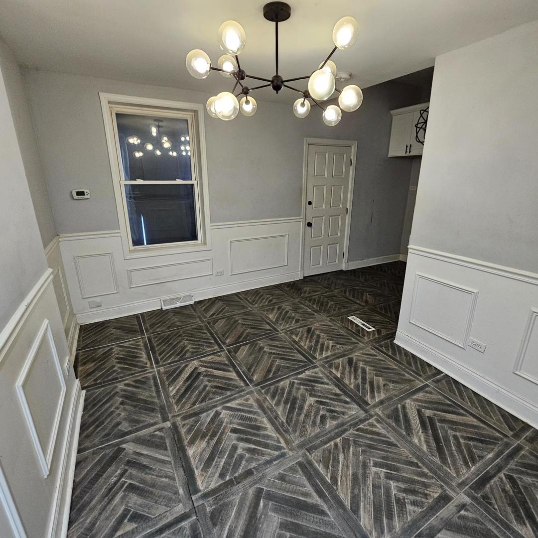 232 N La Crosse Avenue