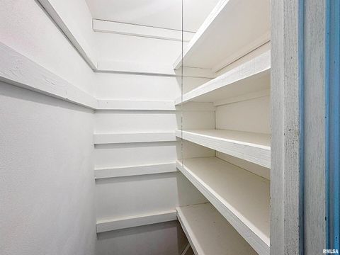 Tiny photo for 6520 US Hwy 150, Alpha, IL 61413 (MLS # QC4268839)