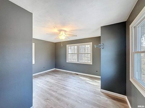 Tiny photo for 6520 US Hwy 150, Alpha, IL 61413 (MLS # QC4268839)