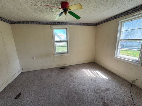 Tiny photo for 712 Rhodes Street, Centralia, IL 62801 (MLS # 12612340)