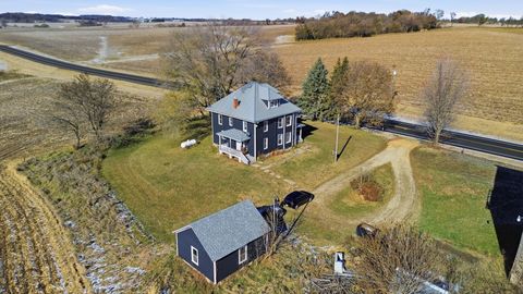 Tiny photo for 23396 Ideal Road, Chadwick, IL 61014 (MLS # 12515518)