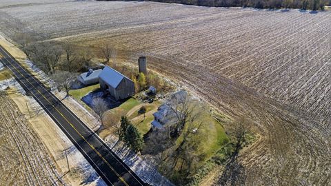 Tiny photo for 23396 Ideal Road, Chadwick, IL 61014 (MLS # 12515518)
