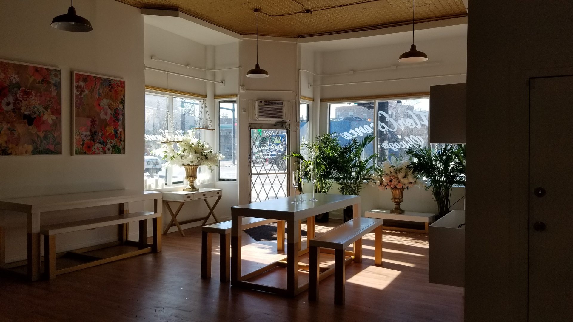 1001 N Western Avenue