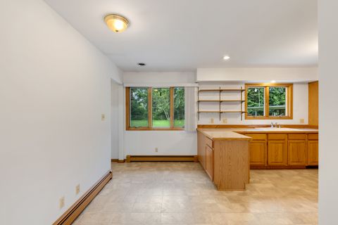 Tiny photo for 1579 Vincennes Street, Crete, IL 60417 (MLS # 12678943)