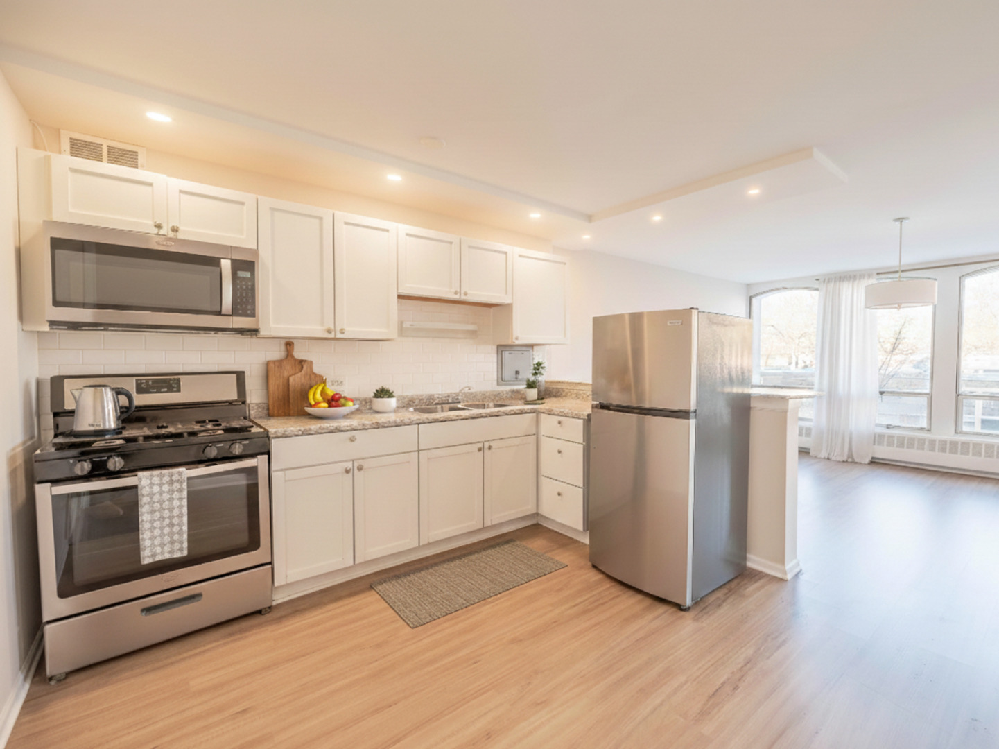 1401 E 55th Street 211N