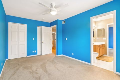 Tiny photo for 975 W Wilson Street, Palatine, IL 60067 (MLS # 12613059)
