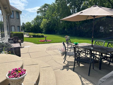 Tiny photo for 975 W Wilson Street, Palatine, IL 60067 (MLS # 12613059)