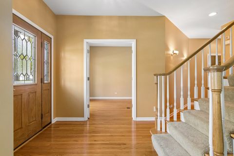 Tiny photo for 975 W Wilson Street, Palatine, IL 60067 (MLS # 12613059)