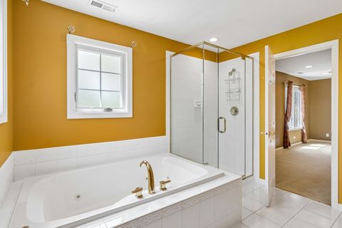 Tiny photo for 975 W Wilson Street, Palatine, IL 60067 (MLS # 12613059)