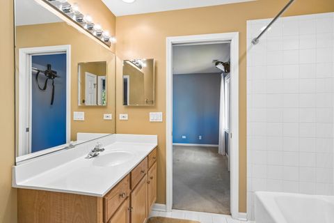 Tiny photo for 975 W Wilson Street, Palatine, IL 60067 (MLS # 12613059)