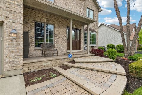 Tiny photo for 975 W Wilson Street, Palatine, IL 60067 (MLS # 12613059)