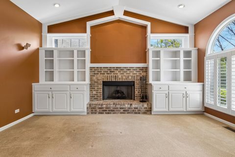 Tiny photo for 975 W Wilson Street, Palatine, IL 60067 (MLS # 12613059)