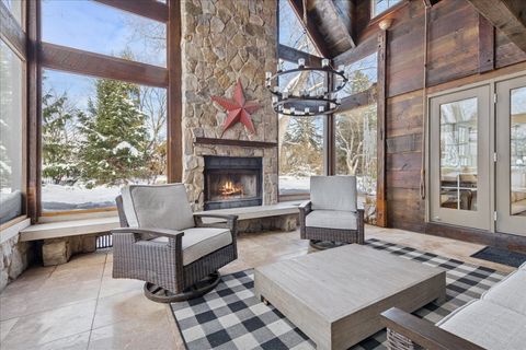 Tiny photo for 450 Tower Road, Barrington, IL 60010 (MLS # 12523958)