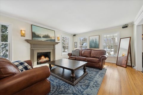 Tiny photo for 450 Tower Road, Barrington, IL 60010 (MLS # 12523958)