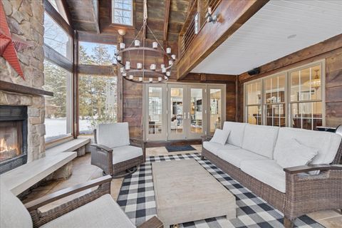 Tiny photo for 450 Tower Road, Barrington, IL 60010 (MLS # 12523958)