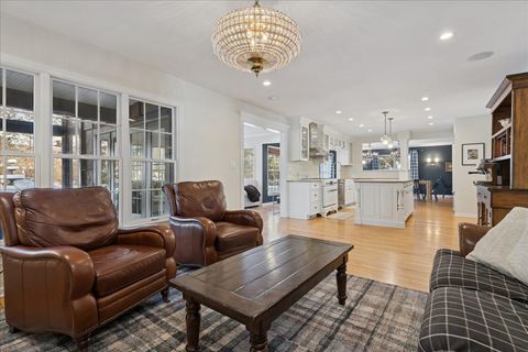 Tiny photo for 450 Tower Road, Barrington, IL 60010 (MLS # 12523958)