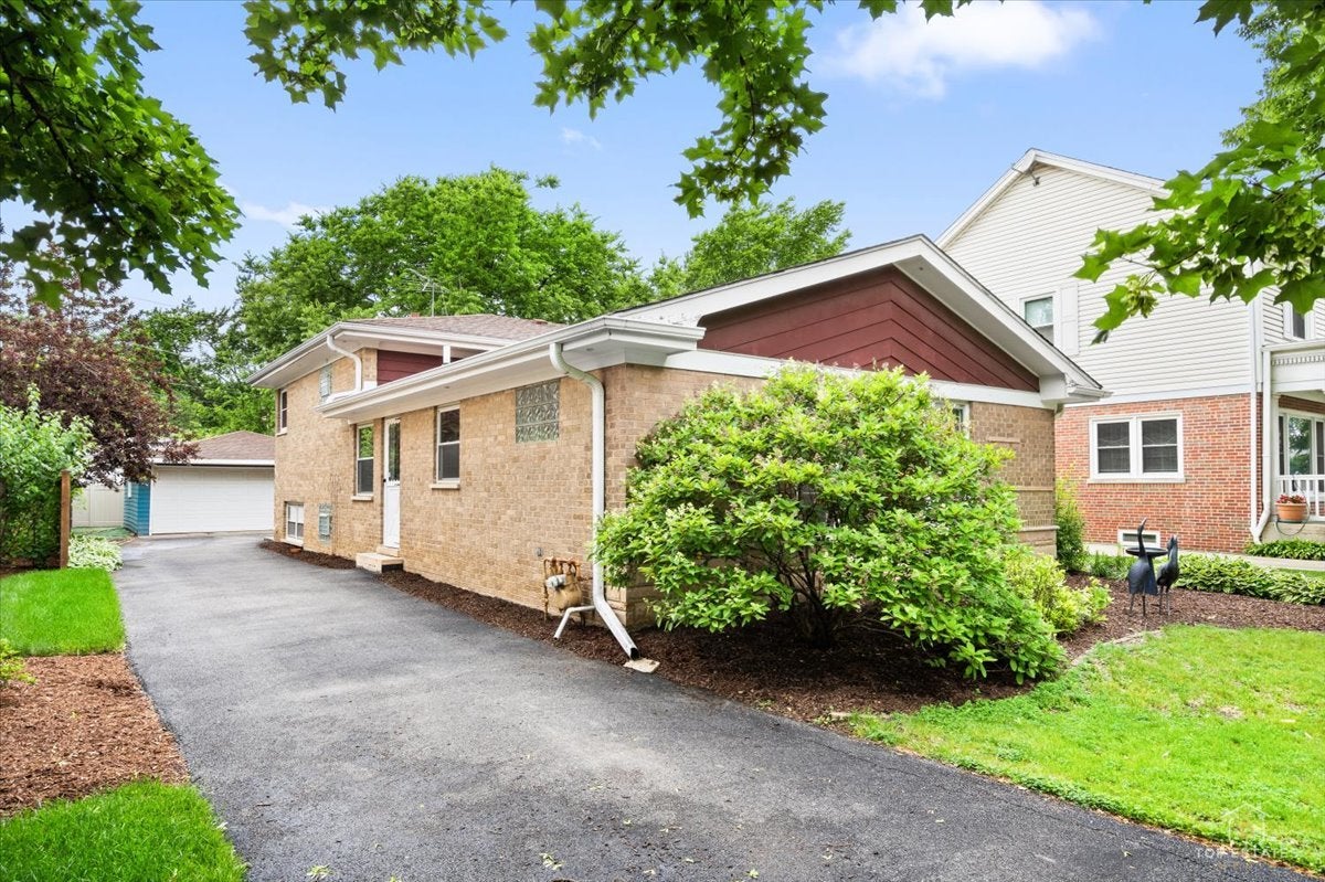 532 N Redfield Court