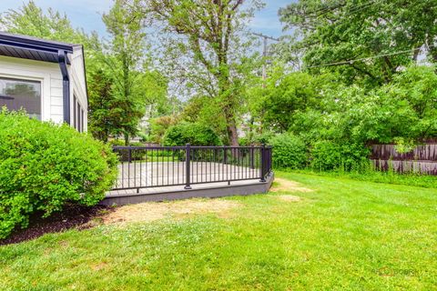 Tiny photo for 535 N Waukegan Road, Lake Forest, IL 60045 (MLS # 12658264)