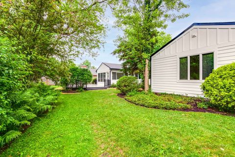 Tiny photo for 535 N Waukegan Road, Lake Forest, IL 60045 (MLS # 12658264)