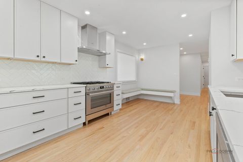 Tiny photo for 535 N Waukegan Road, Lake Forest, IL 60045 (MLS # 12658264)