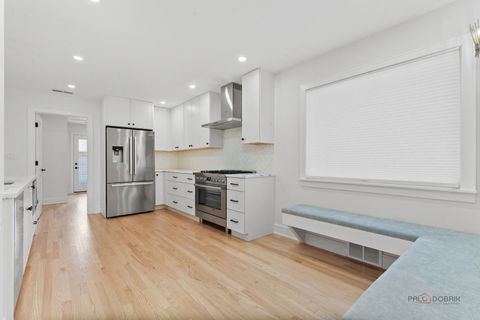 Tiny photo for 535 N Waukegan Road, Lake Forest, IL 60045 (MLS # 12658264)