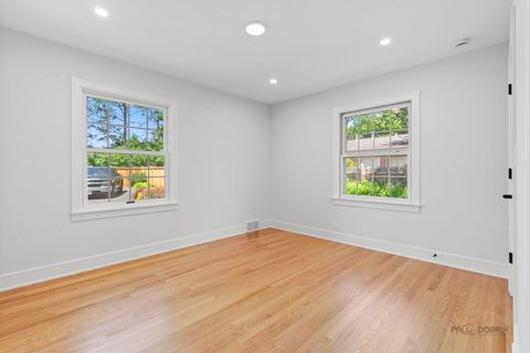 Tiny photo for 535 N Waukegan Road, Lake Forest, IL 60045 (MLS # 12658264)