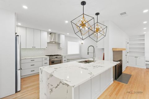 Tiny photo for 535 N Waukegan Road, Lake Forest, IL 60045 (MLS # 12658264)