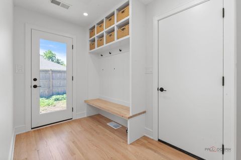 Tiny photo for 535 N Waukegan Road, Lake Forest, IL 60045 (MLS # 12658264)