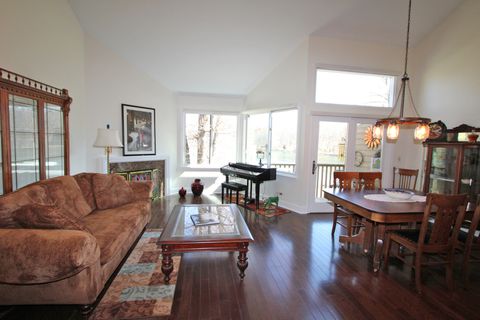 Tiny photo for 328 Indian Point #328, Lake Barrington, IL 60010 (MLS # 12592867)