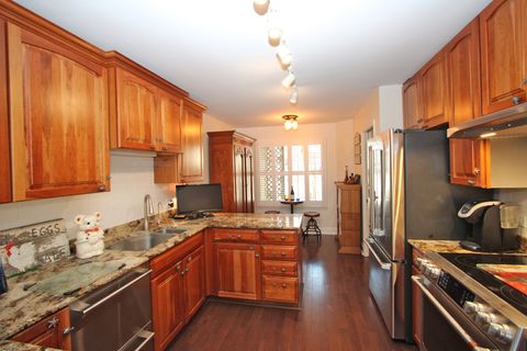 Tiny photo for 328 Indian Point #328, Lake Barrington, IL 60010 (MLS # 12592867)