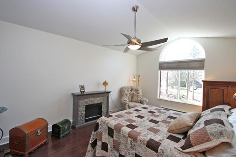 Tiny photo for 328 Indian Point #328, Lake Barrington, IL 60010 (MLS # 12592867)