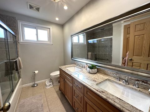 Tiny photo for 2840 Twin Oaks Drive, Highland Park, IL 60035 (MLS # 12629860)