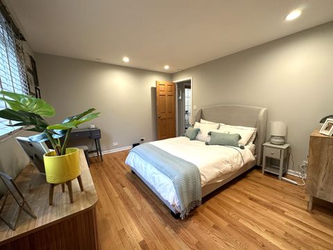 Tiny photo for 2840 Twin Oaks Drive, Highland Park, IL 60035 (MLS # 12629860)