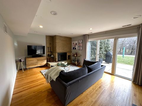 Tiny photo for 2840 Twin Oaks Drive, Highland Park, IL 60035 (MLS # 12629860)