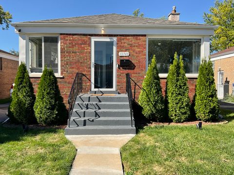 A home in Calumet Park