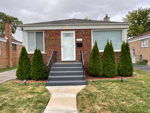 A home in Calumet Park