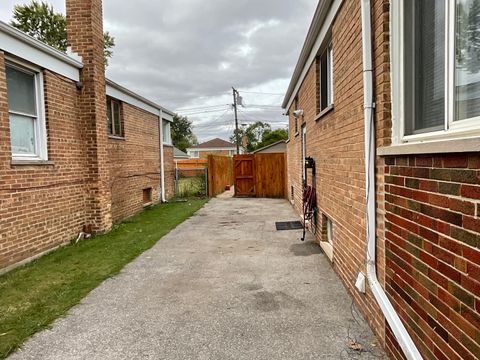 A home in Calumet Park