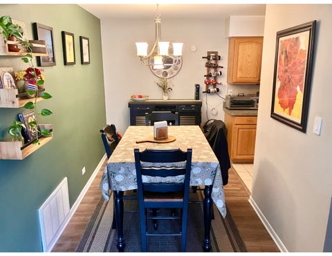 Tiny photo for 4833 W 109th Street #201, Oak Lawn, IL 60453 (MLS # 12662874)