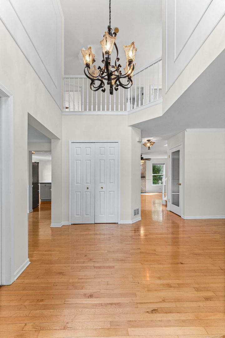 9 Lake Gillilan Court