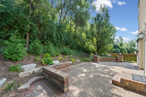 Tiny photo for 9 Lake Gillilan Court, Algonquin, IL 60102 (MLS # 12750668)