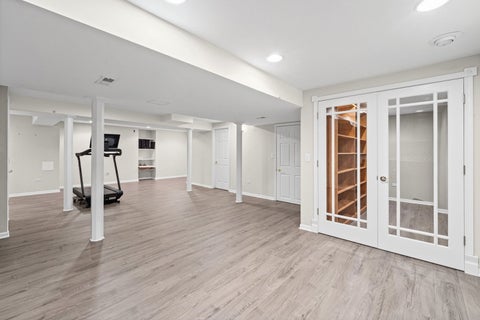 Tiny photo for 9 Lake Gillilan Court, Algonquin, IL 60102 (MLS # 12750668)