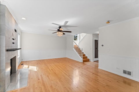 Tiny photo for 9 Lake Gillilan Court, Algonquin, IL 60102 (MLS # 12750668)