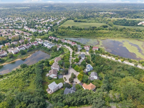 Tiny photo for 9 Lake Gillilan Court, Algonquin, IL 60102 (MLS # 12750668)