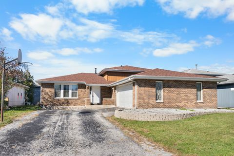 Tiny photo for 20124 Redwood Avenue, Lynwood, IL 60411 (MLS # 12439013)