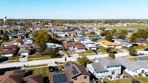 Tiny photo for 20124 Redwood Avenue, Lynwood, IL 60411 (MLS # 12439013)