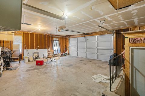 Tiny photo for 20124 Redwood Avenue, Lynwood, IL 60411 (MLS # 12439013)