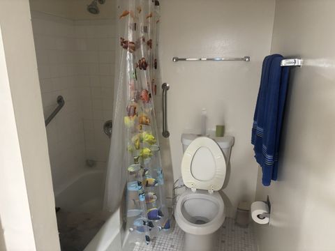 Tiny photo for 1311 S Finley Road #103, Lombard, IL 60148 (MLS # 12613789)