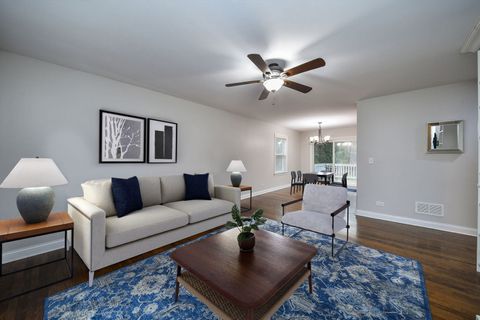 Tiny photo for 26W237 Parkway Drive, Winfield, IL 60190 (MLS # 12585327)